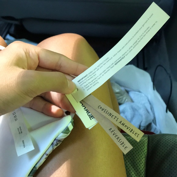 reversible palm tree print/white bikini top - Picture 3 of 3